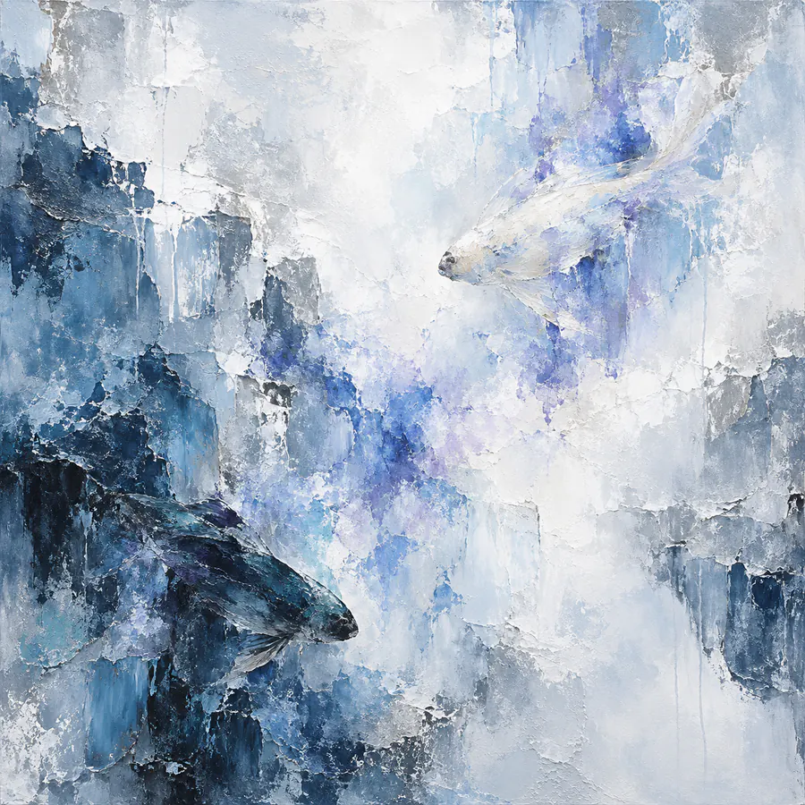 两道深浅形影穿过蓝色水面的抽象油画